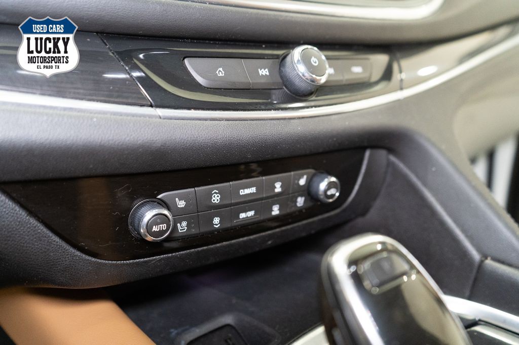2019 Buick Enclave Image 17