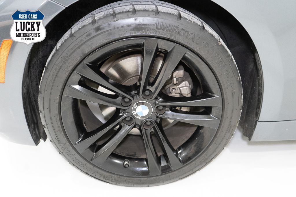 2016 BMW 3 Series Image 6