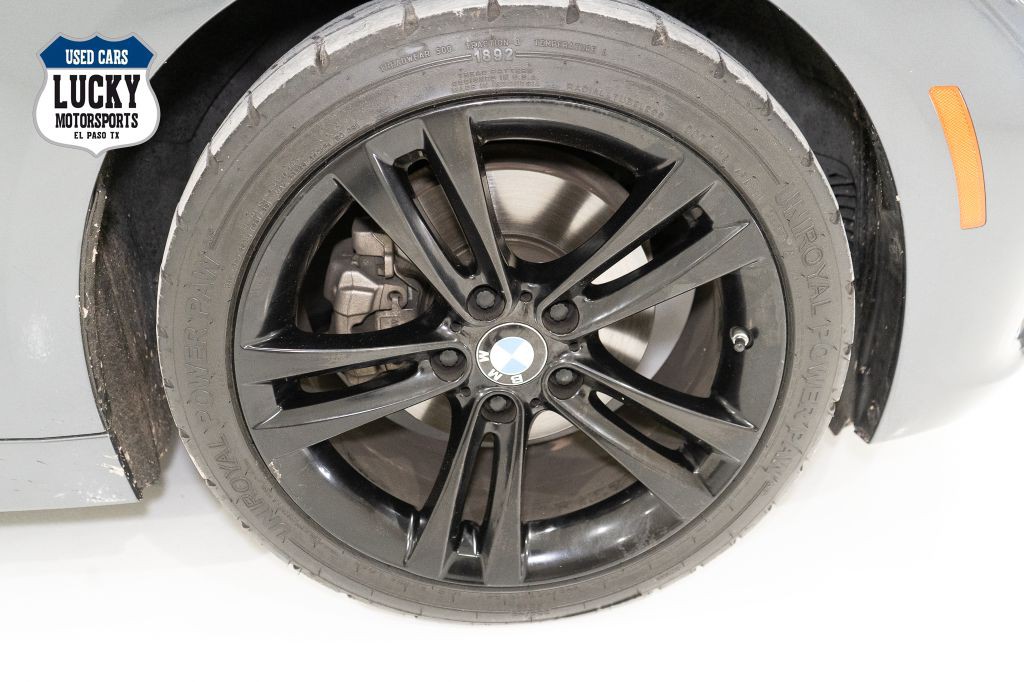 2016 BMW 3 Series Image 11