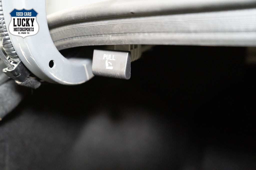 2021 Hyundai Elantra Image 25