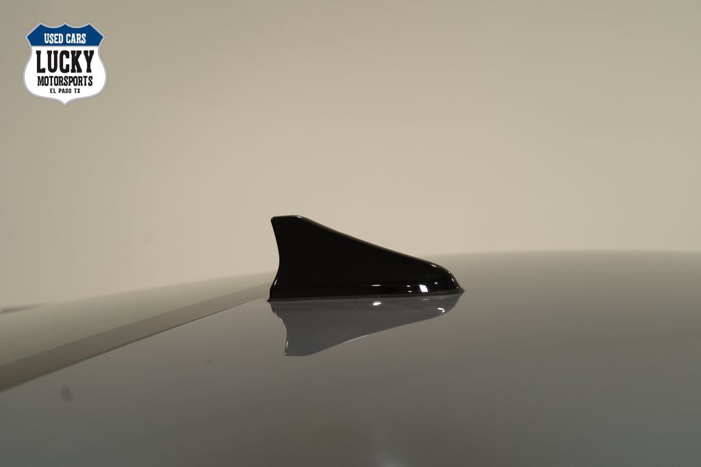 2021 Hyundai Elantra Image 41