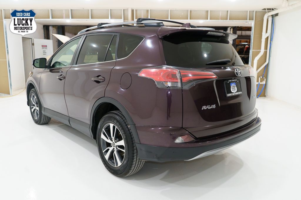 2017 Toyota Rav4 Image 6