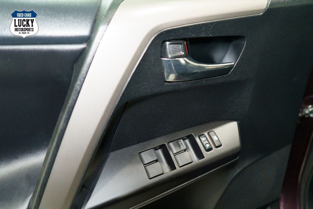 2017 Toyota Rav4 Image 10