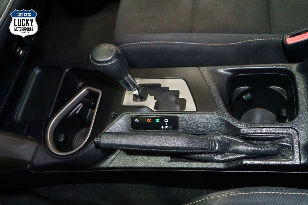 2017 Toyota Rav4 Image 14