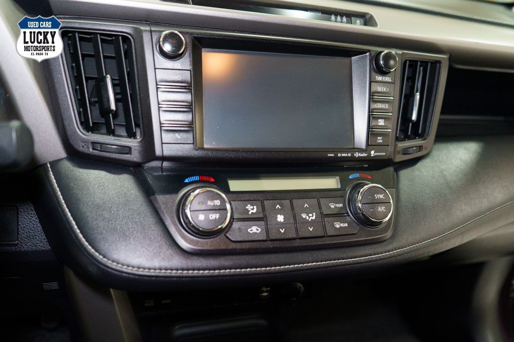 2017 Toyota Rav4 Image 15