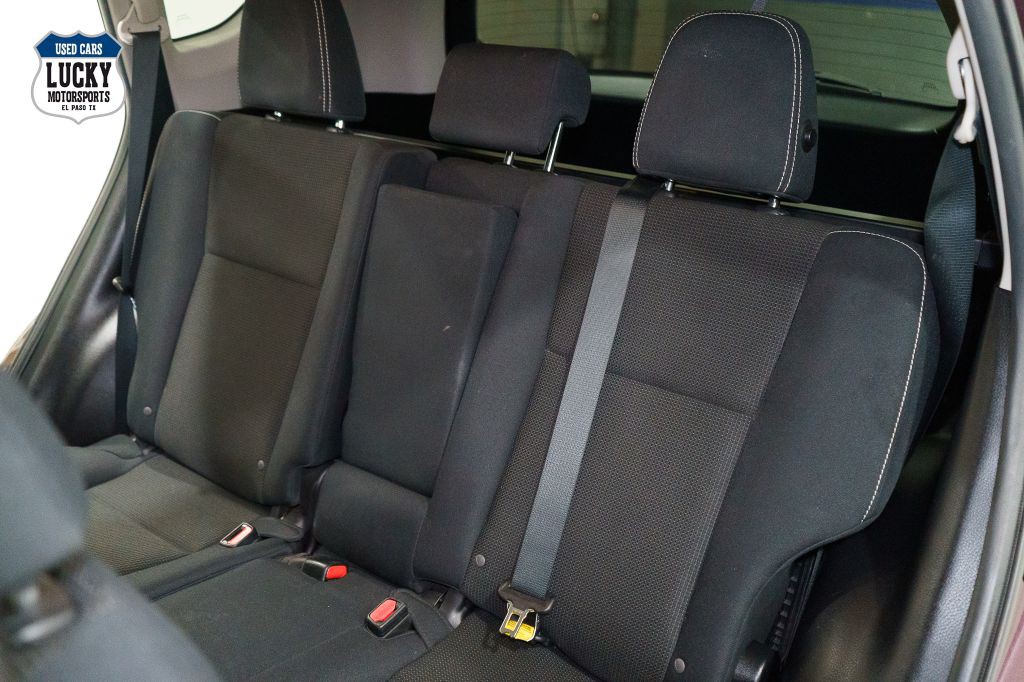 2017 Toyota Rav4 Image 19