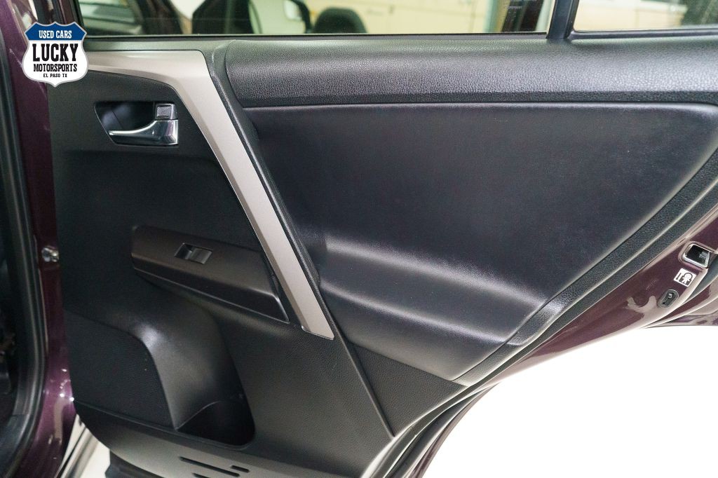 2017 Toyota Rav4 Image 25