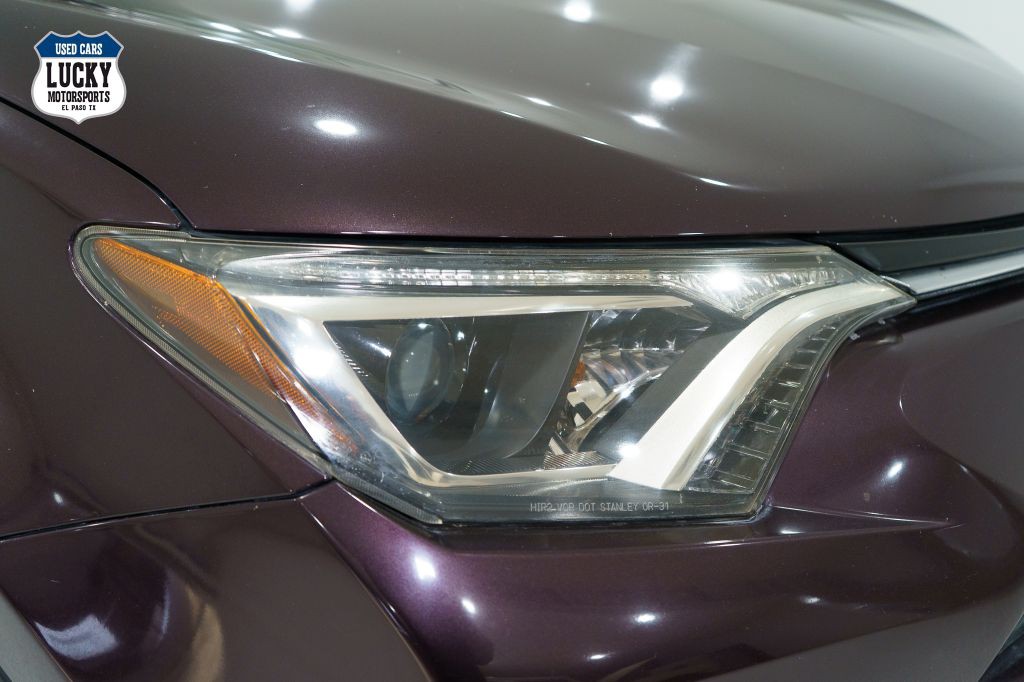 2017 Toyota Rav4 Image 34