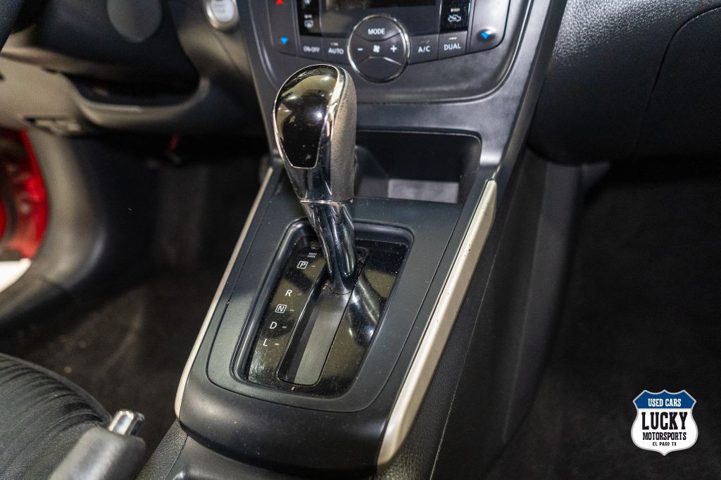 2019 Nissan Sentra Image 23