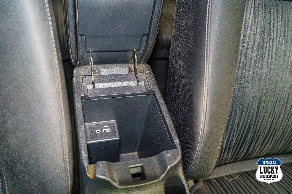 2019 Nissan Sentra Image 25