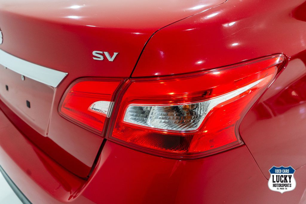 2019 Nissan Sentra Image 35