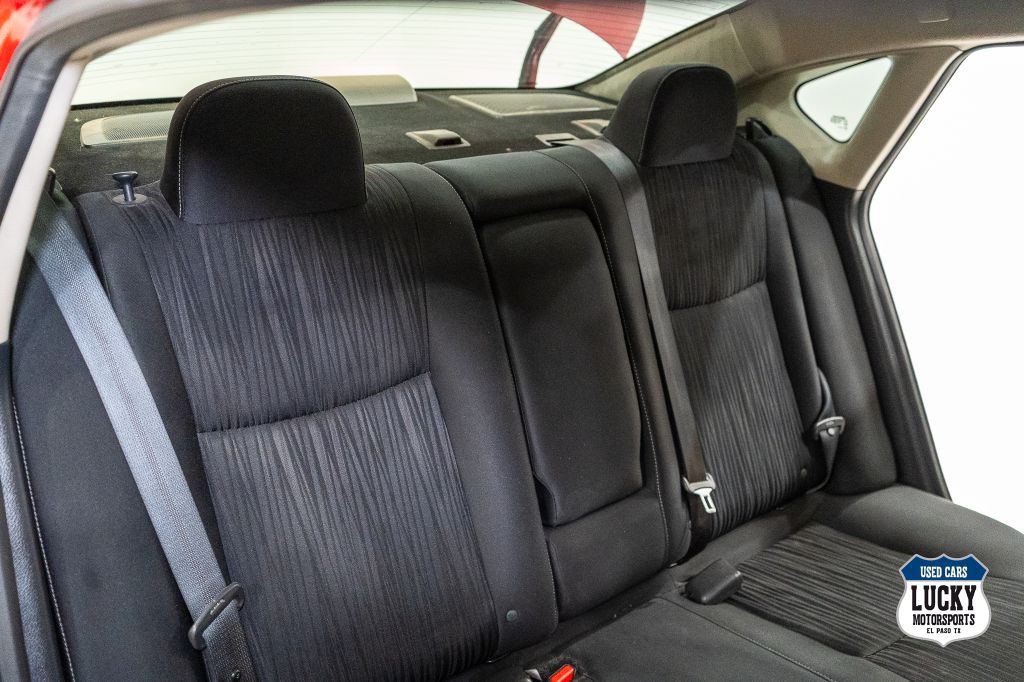 2019 Nissan Sentra Image 16