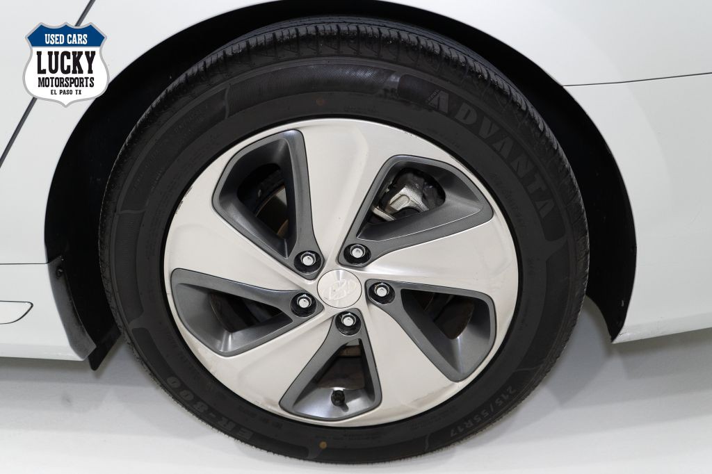 2017 Hyundai Sonata Image 14