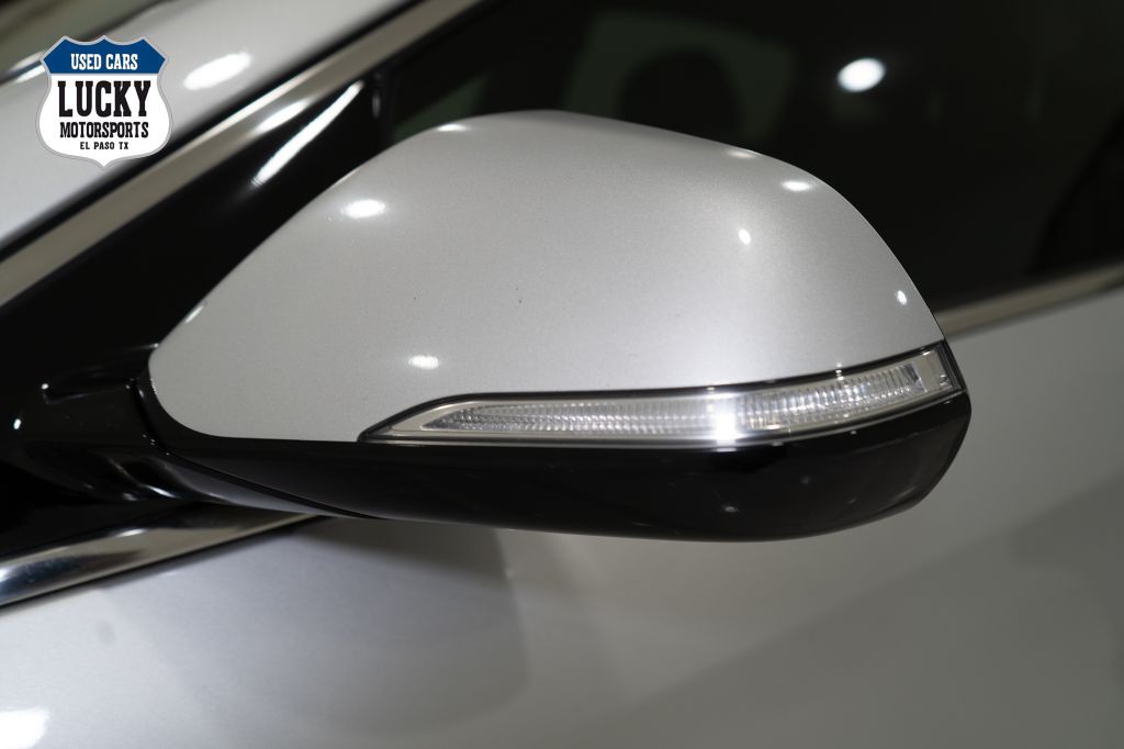 2017 Hyundai Sonata Image 17