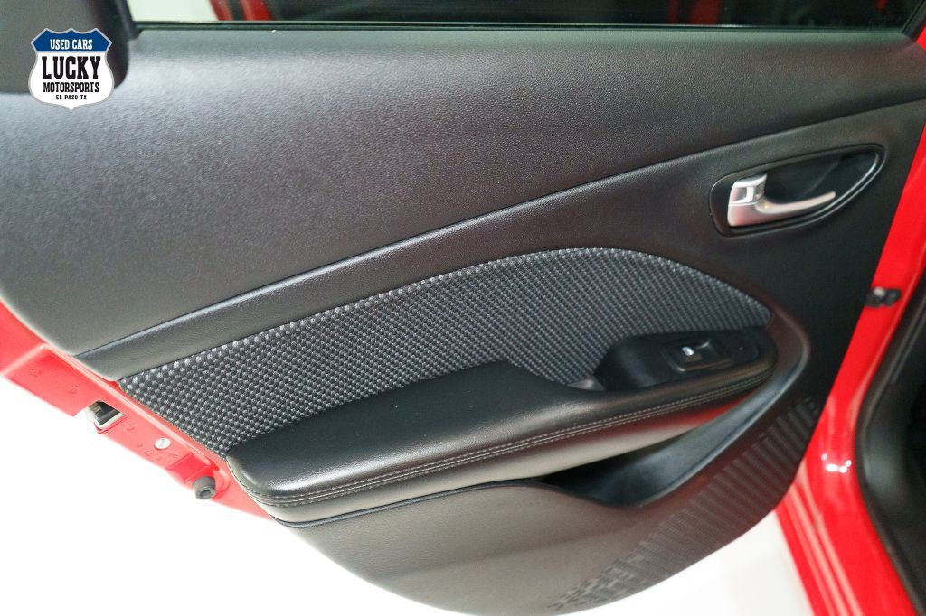 2016 Dodge Dart Image 19