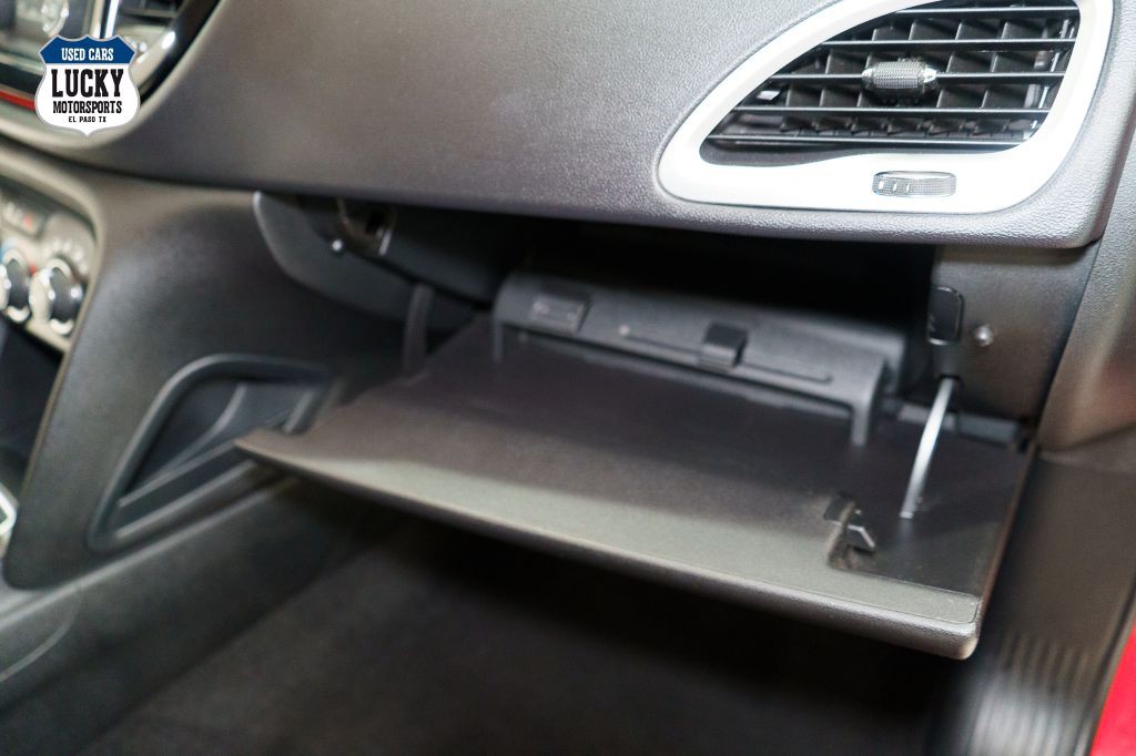 2016 Dodge Dart Image 29