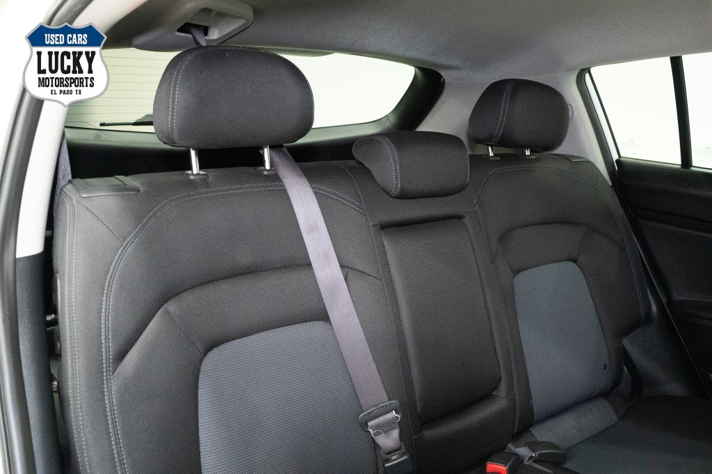 2016 Kia Sportage Image 16