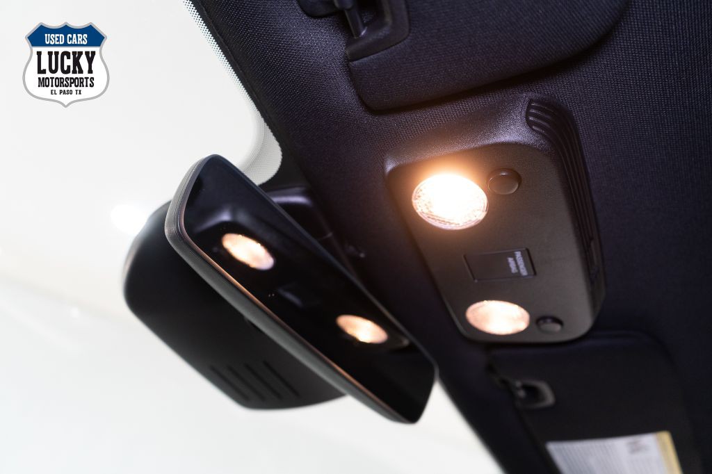 2022 Ford Mustang Image 17