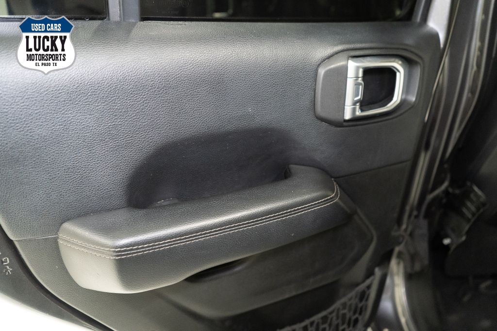 2018 Jeep Wrangler Unlimited Image 19