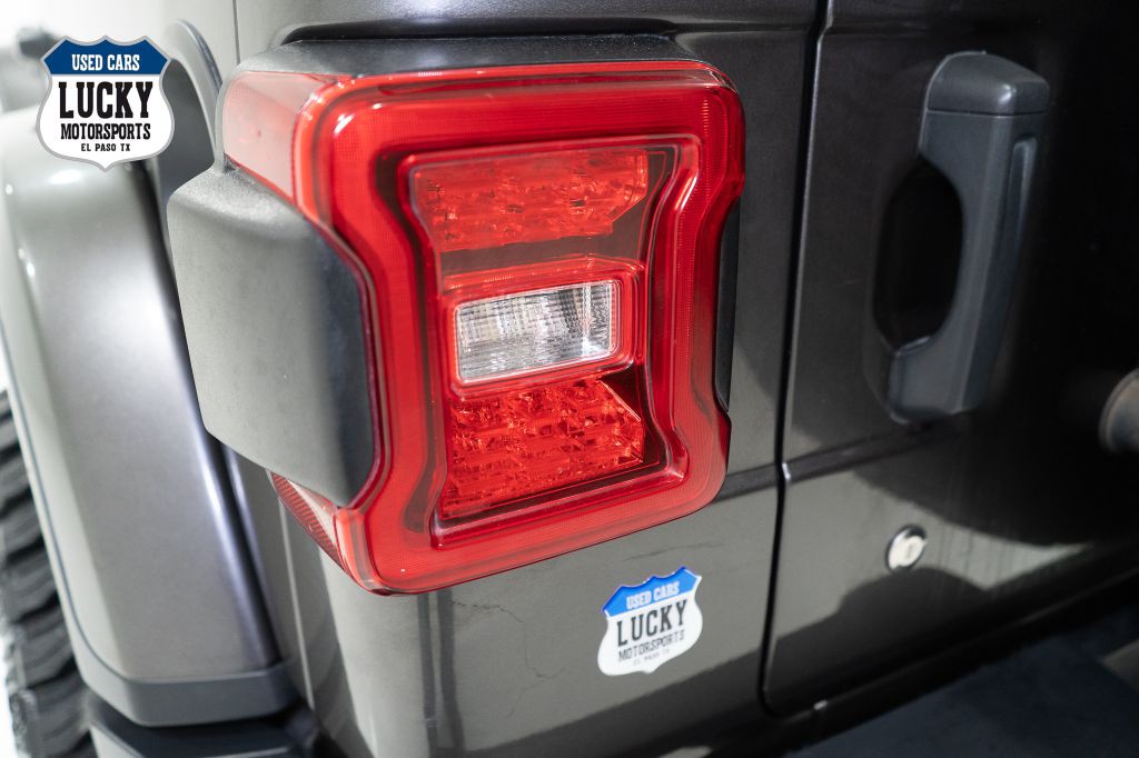 2018 Jeep Wrangler Unlimited Image 35