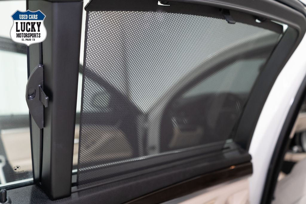 2015 BMW 5 Series Image 21