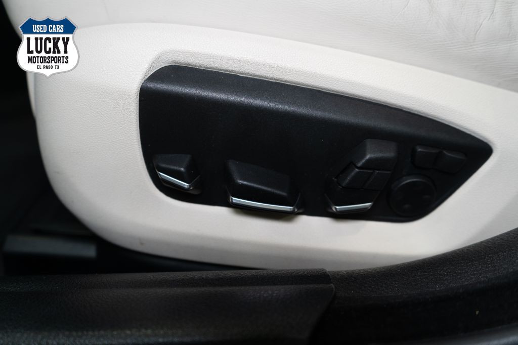 2015 BMW 5 Series Image 26