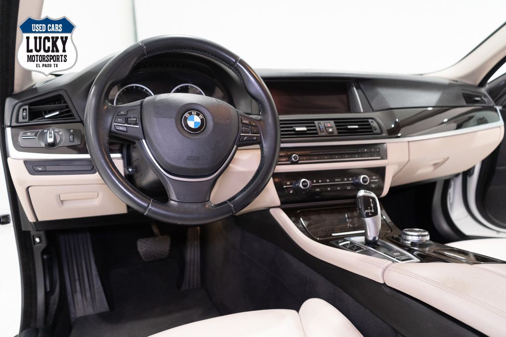 2015 BMW 5 Series Image 27
