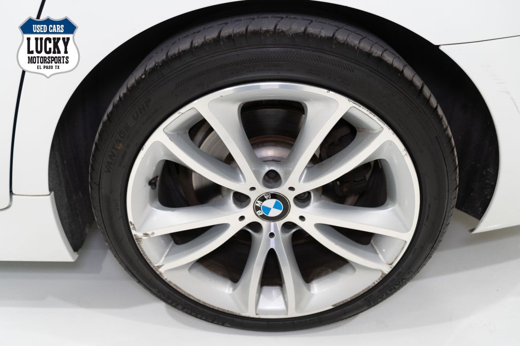 2015 BMW 5 Series Image 34