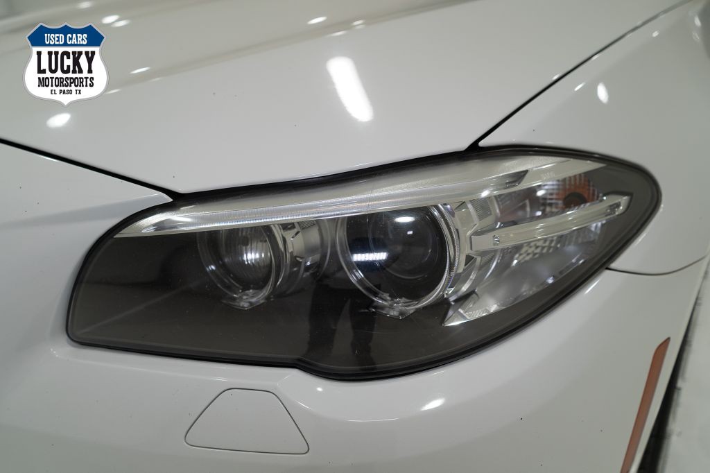 2015 BMW 5 Series Image 37