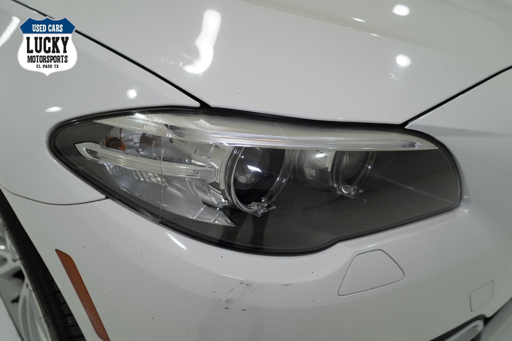 2015 BMW 5 Series Image 39
