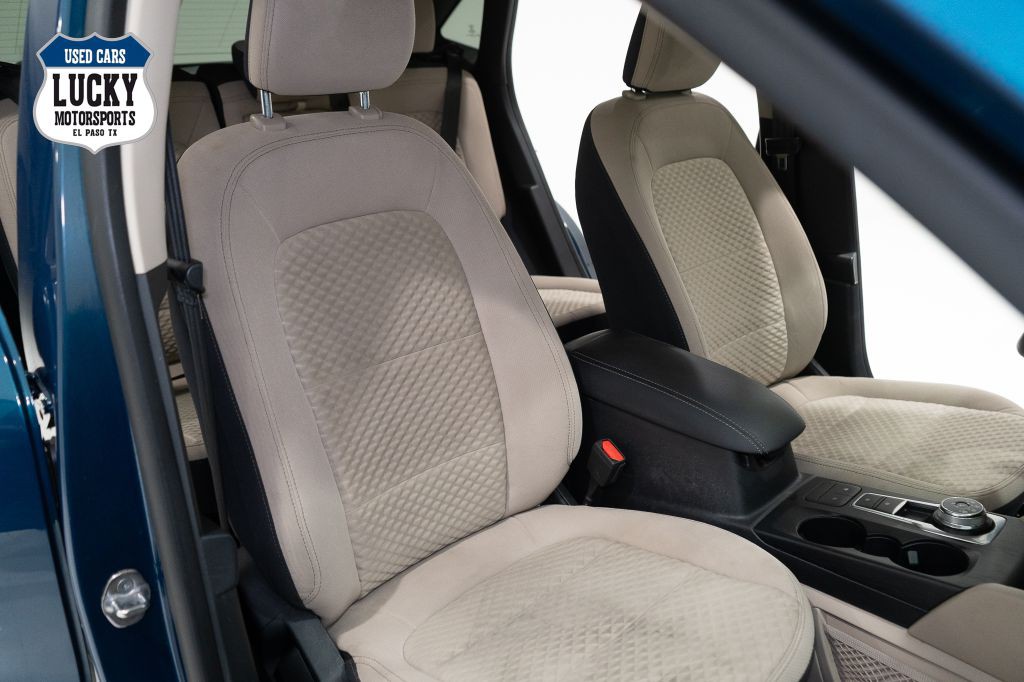 2020 Ford Escape Image 11