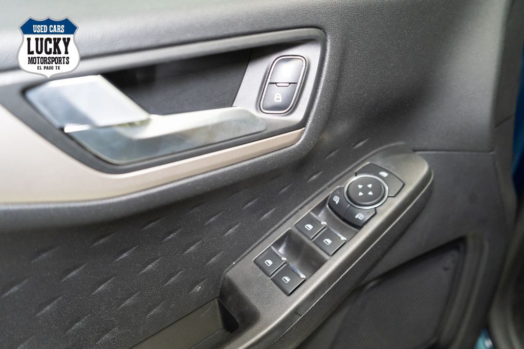 2020 Ford Escape Image 23