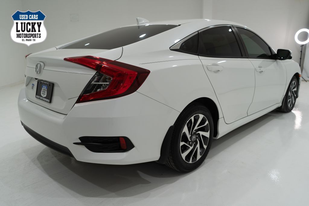 2018 Honda Civic Image 8