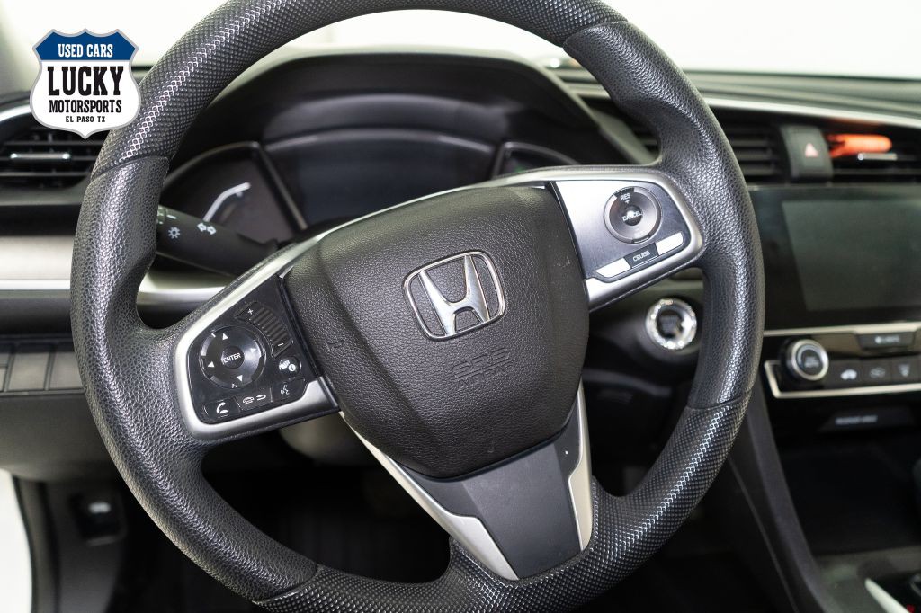 2018 Honda Civic Image 9