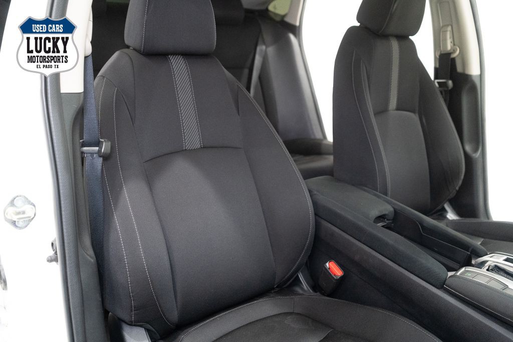 2018 Honda Civic Image 12