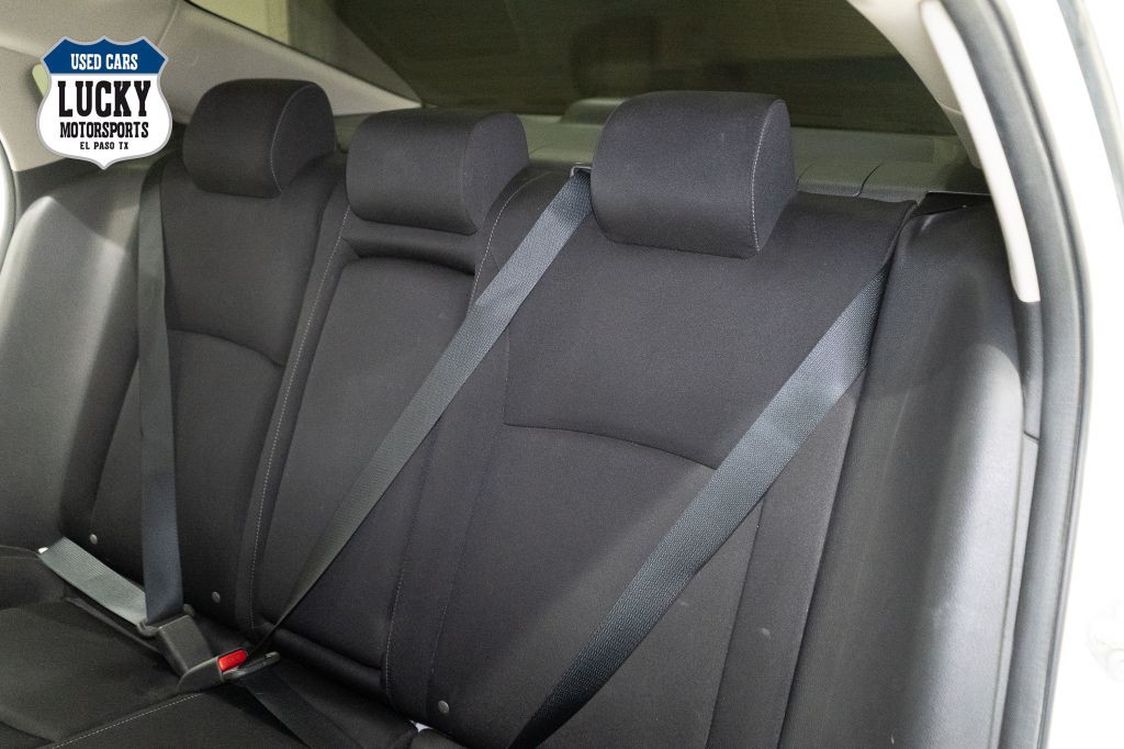 2018 Honda Civic Image 21