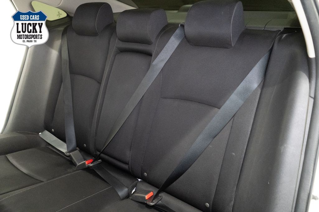 2018 Honda Civic Image 24