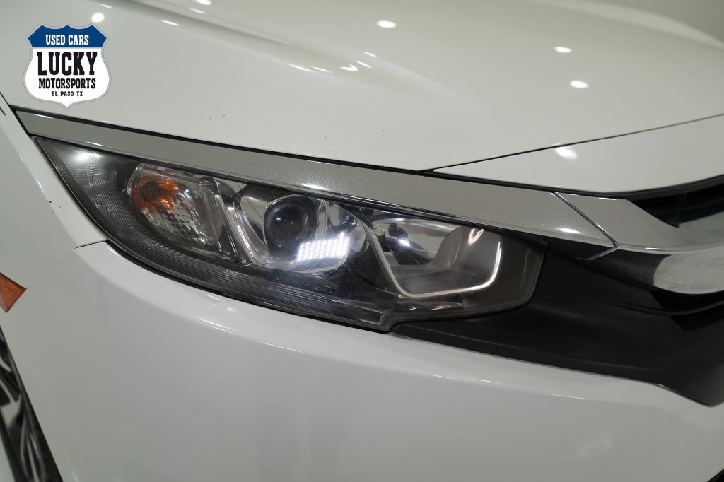 2018 Honda Civic Image 31