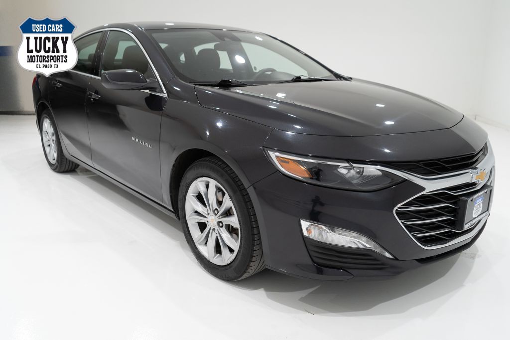 2023 Chevrolet Malibu Image 2