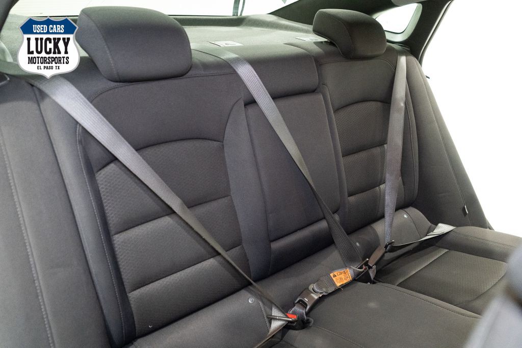 2023 Chevrolet Malibu Image 12