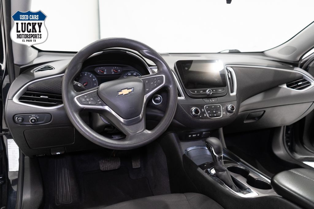 2023 Chevrolet Malibu Image 25