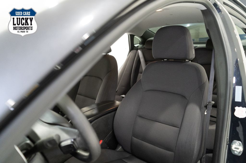 2023 Chevrolet Malibu Image 32