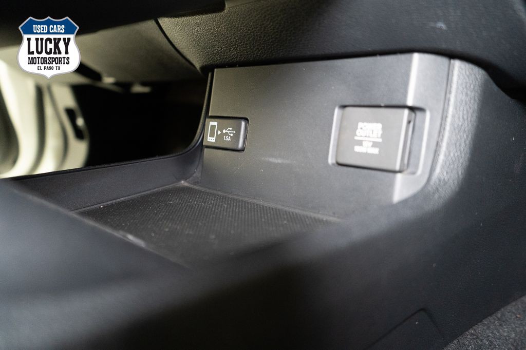 2017 Honda Civic Image 10