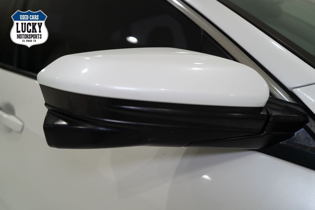 2017 Honda Civic Image 40