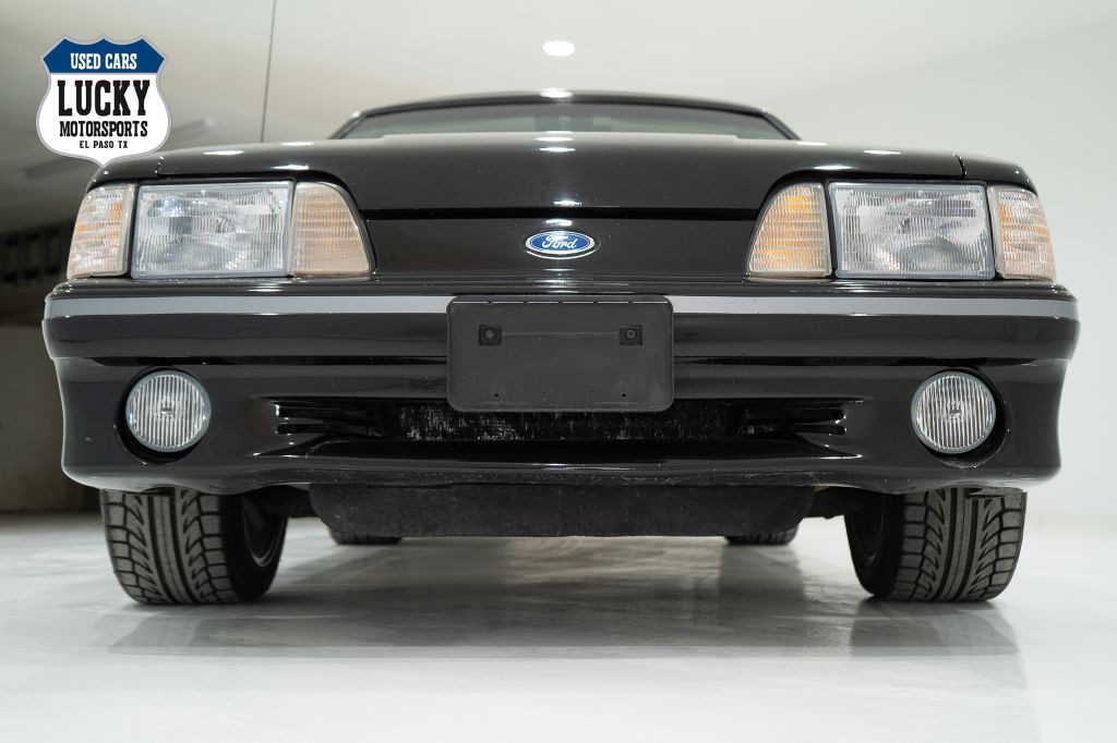 1987 Ford Mustang Image 10