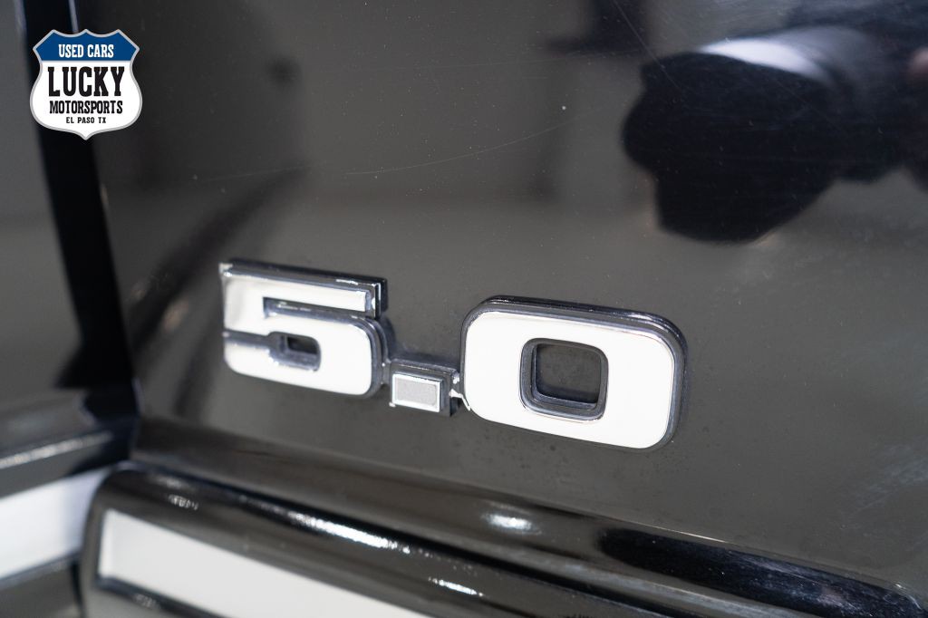 1987 Ford Mustang Image 15