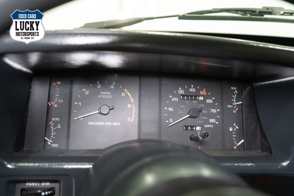 1987 Ford Mustang Image 22