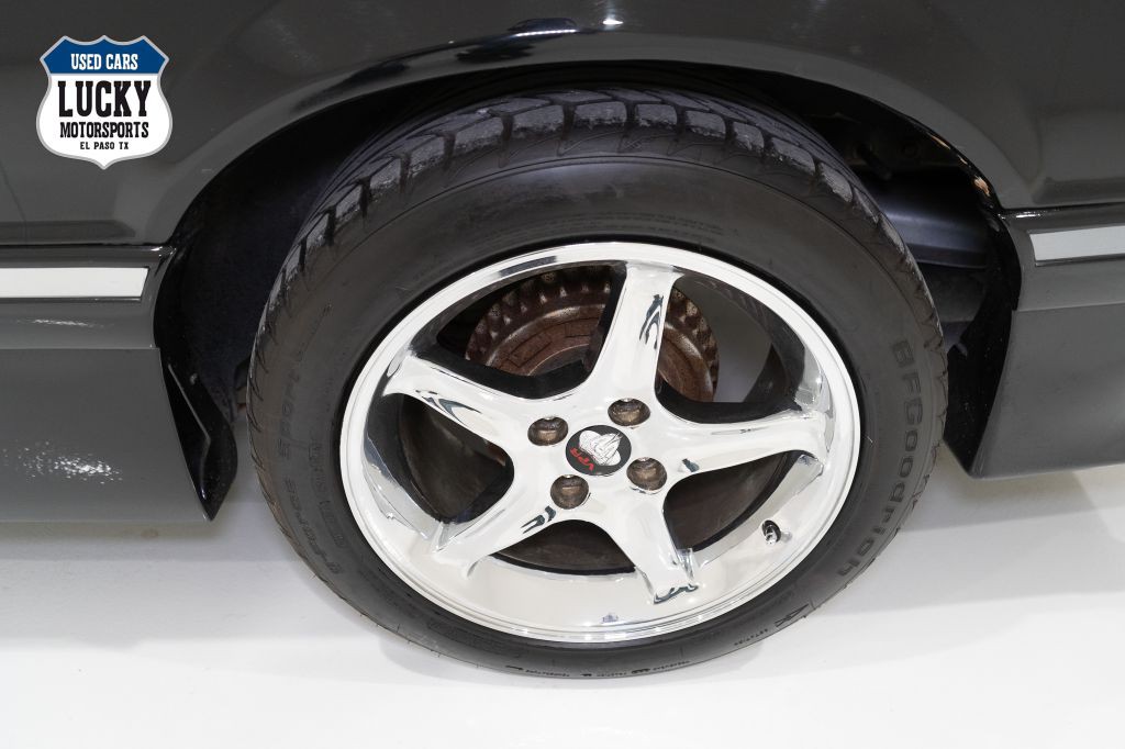 1987 Ford Mustang Image 32