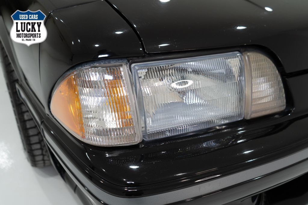 1987 Ford Mustang Image 37