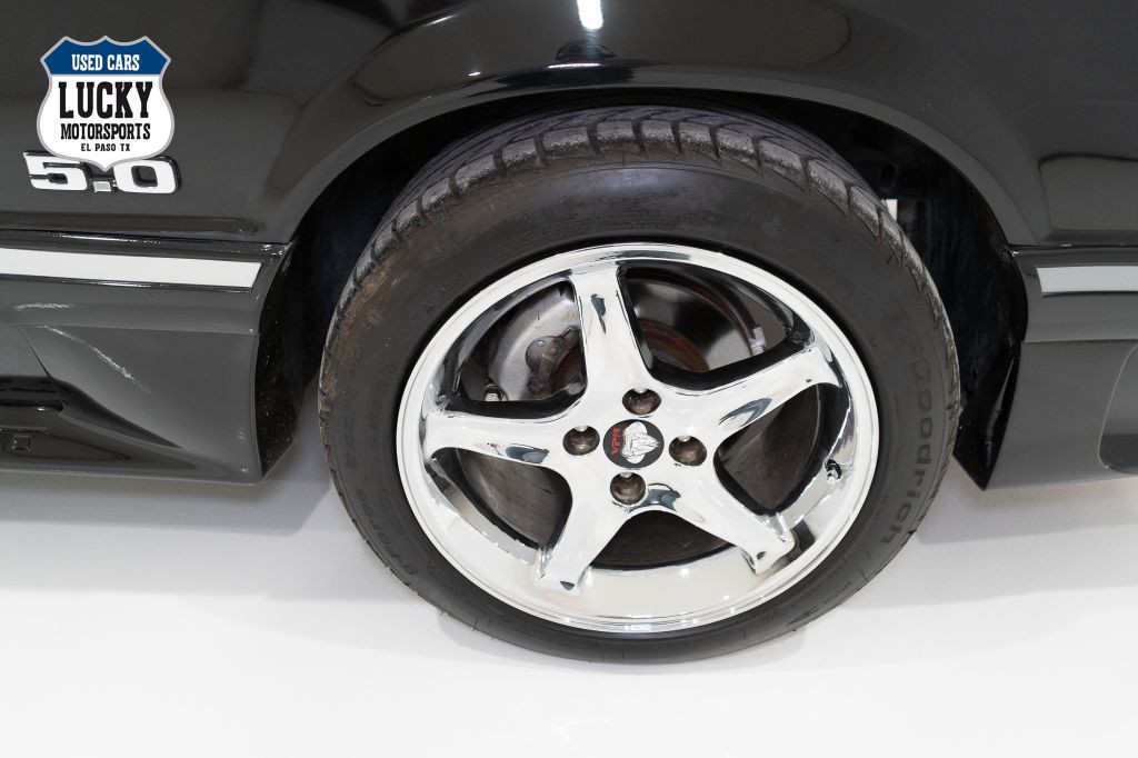 1987 Ford Mustang Image 38